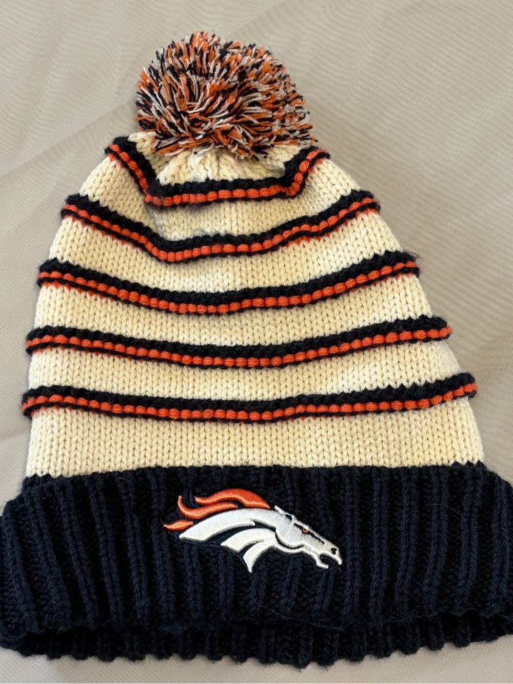 Denver Broncos Knit Pom Pom Beanie Hat Navy Orange Cream Unbranded - Picture 2 of 6